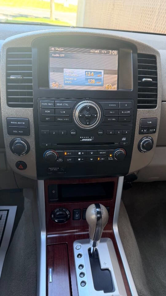 Used 2008 Nissan Pathfinder LE AWD/4WD image 15