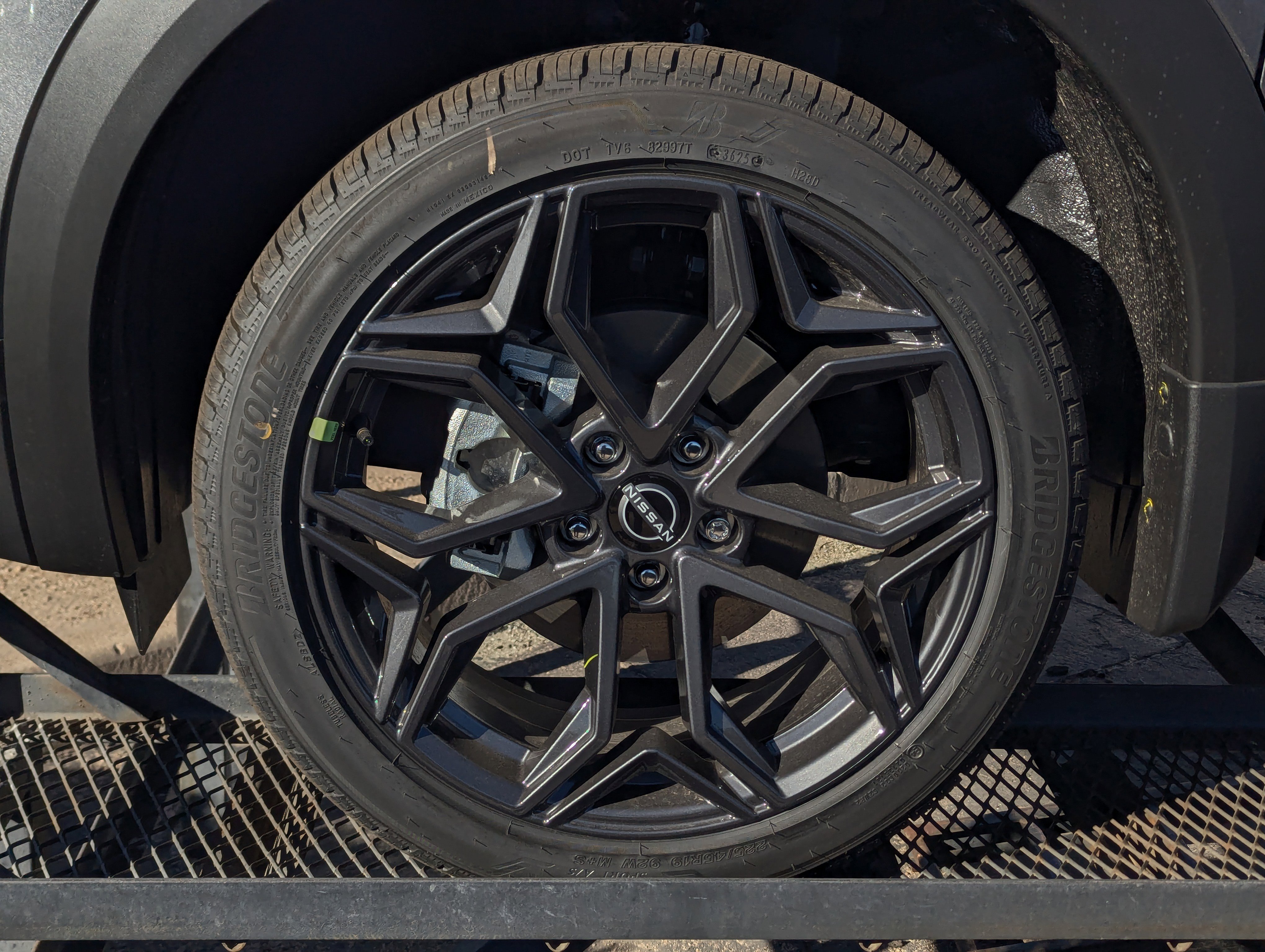 New 2026 Nissan Kicks SR w/ Illumination Package image 10