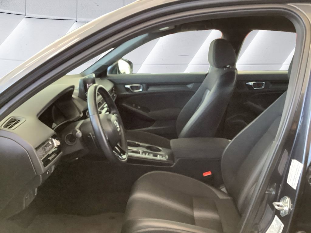 Used 2025 Honda Civic Sport image 7