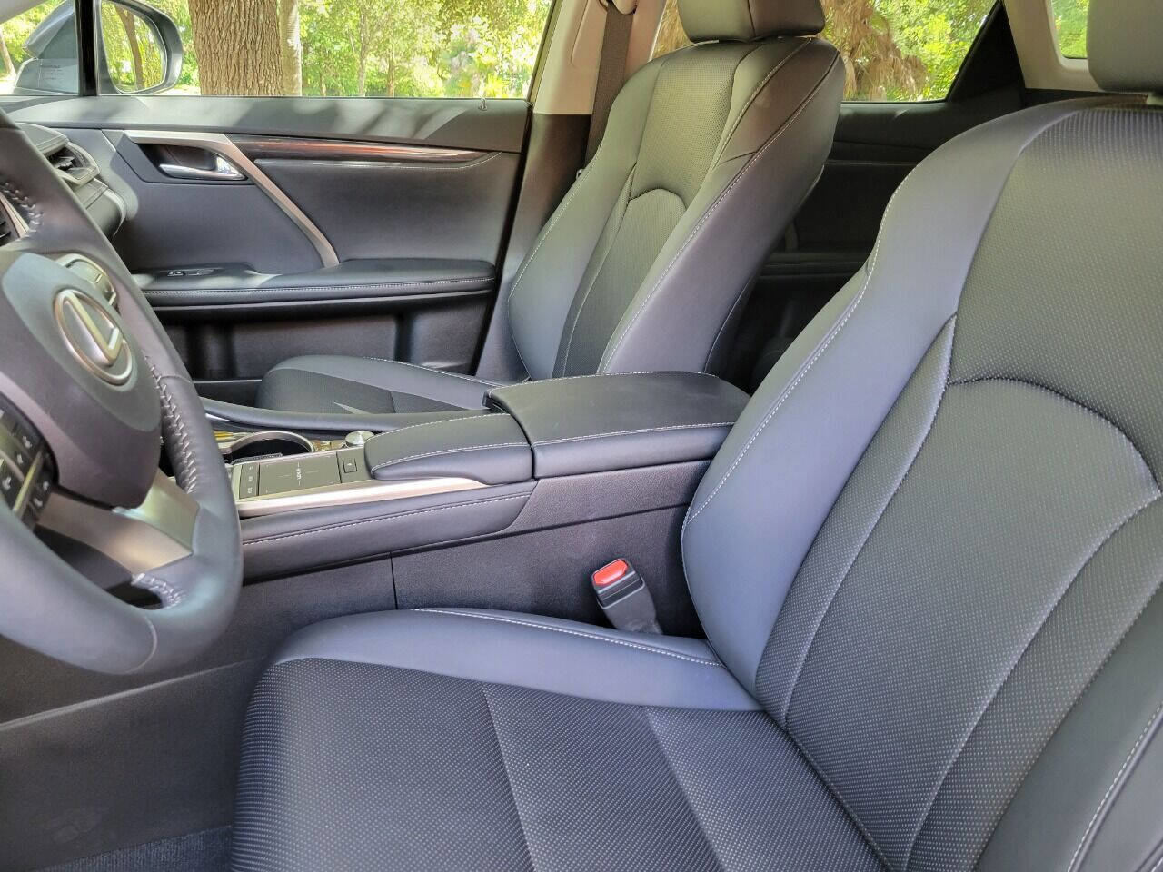 Used 2022 Lexus RX 350 Base 4dr SUV image 16