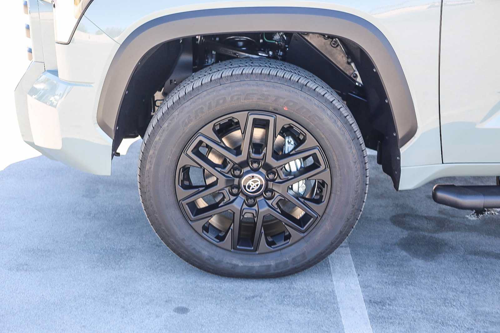 New 2026 Toyota Tundra Limited AWD/4WD image 10