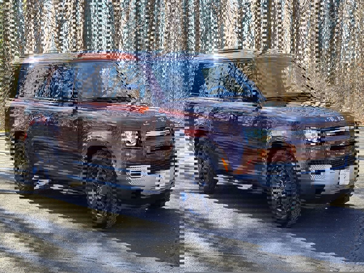 Used 2023 Land Rover Defender 130 S image 8