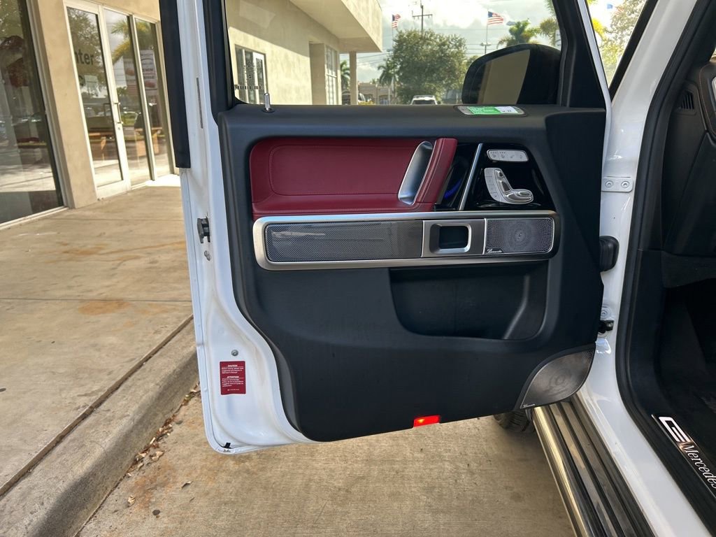 Used 2022 Mercedes-Benz G 550 w/ G Manufaktur Interior Package image 35