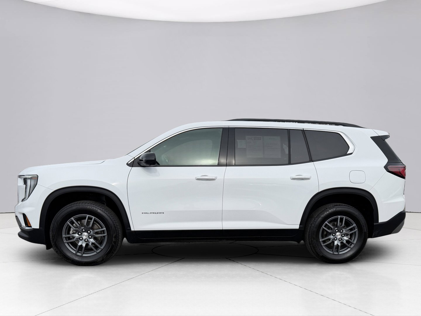 Used 2025 GMC Acadia Elevation image 6