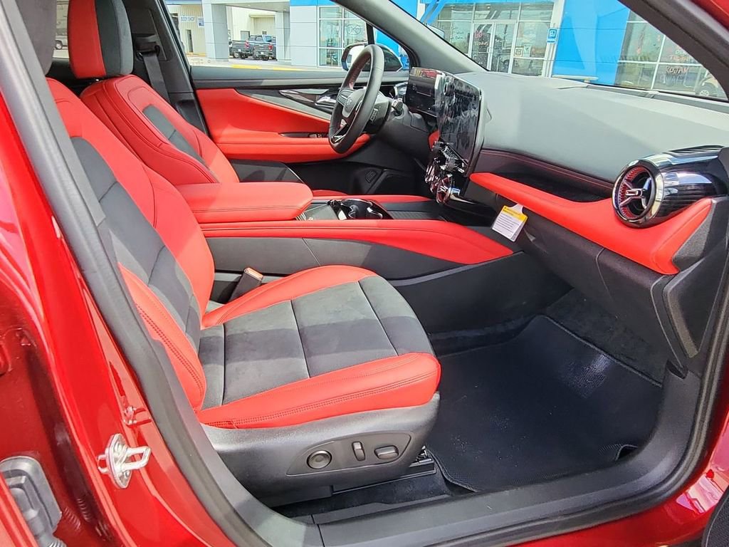 Used 2024 Chevrolet Blazer EV RS image 24