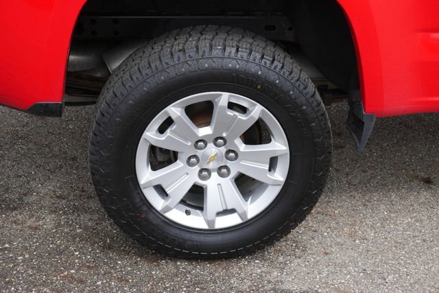 Used 2019 Chevrolet Colorado LT w/ Safety Package AWD/4WD image 11
