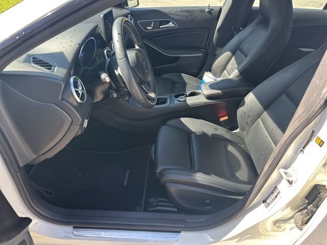 Used 2018 Mercedes-Benz CLA 250 4MATIC image 12