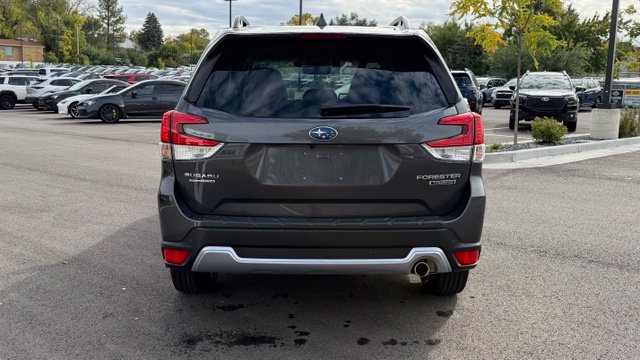 Used 2021 Subaru Forester Touring AWD/4WD image 2
