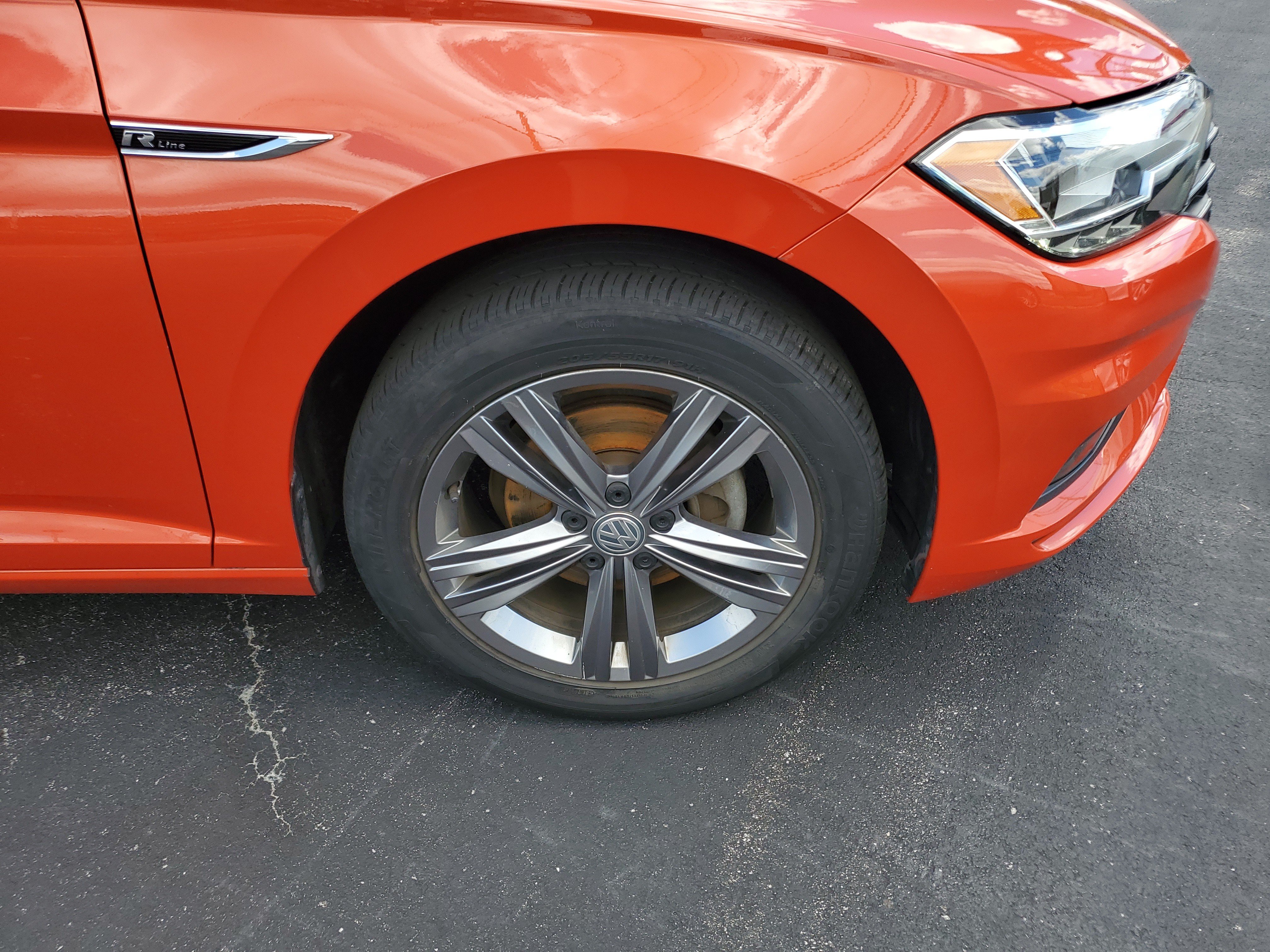 Used 2019 Volkswagen Jetta R-Line w/ R-Line Cold Weather Package FWD image 5