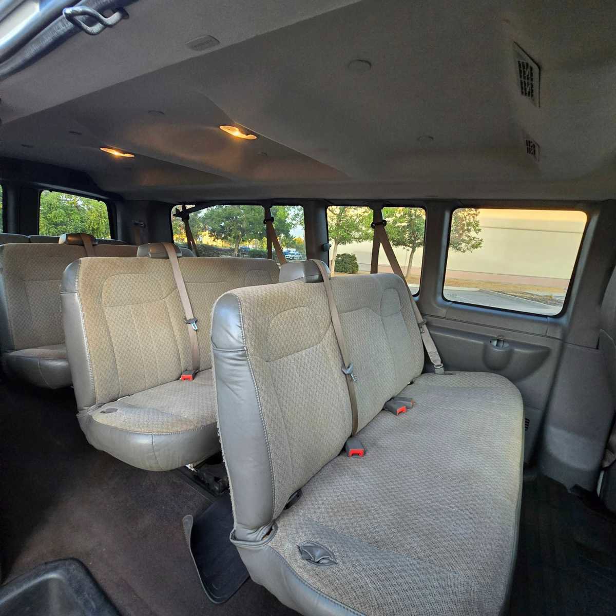 Used 2020 Chevrolet Express 3500 LT w/ LT Preferred Equipment Group image 15