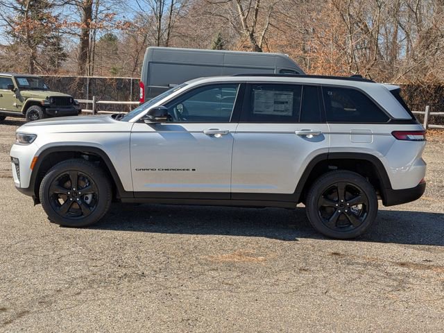New 2026 Jeep Grand Cherokee Limited w/ Limited Altitude Package image 6
