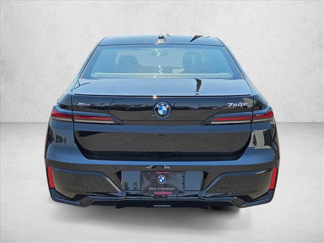 New 2025 BMW 750e xDrive image 8