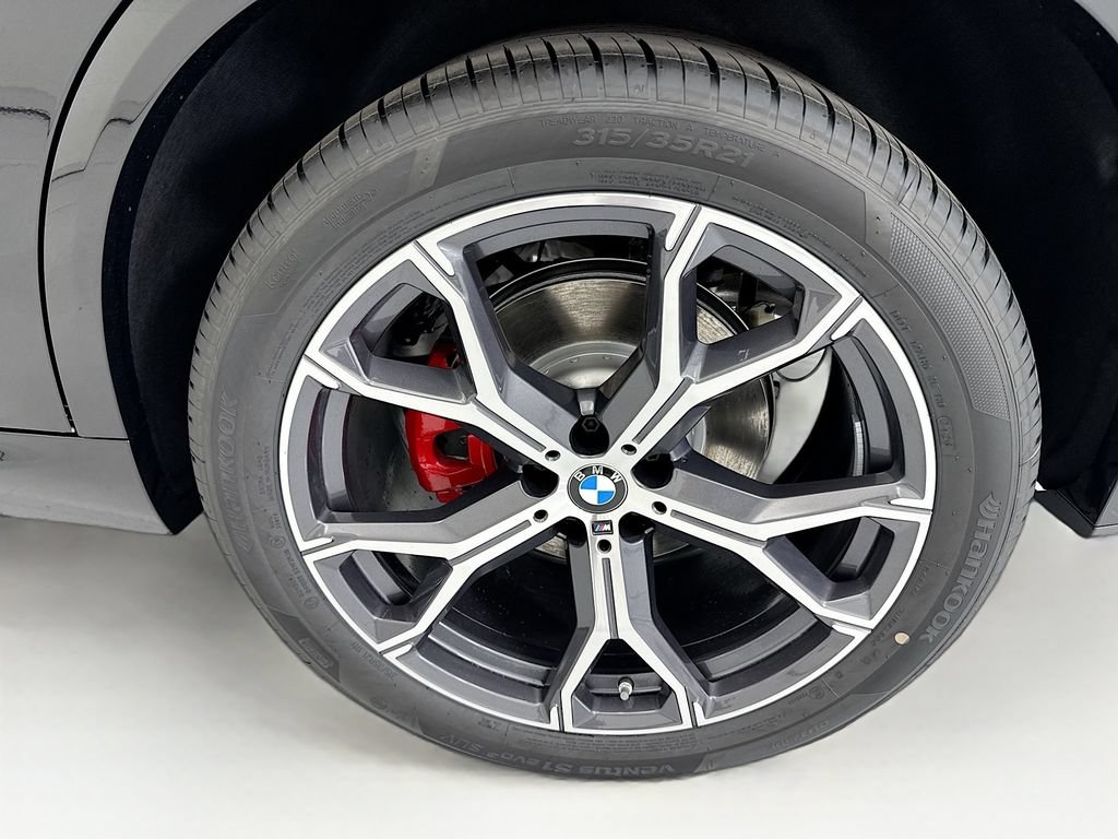 Used 2026 BMW X5 xDrive40i w/ M Sport Package AWD/4WD image 30