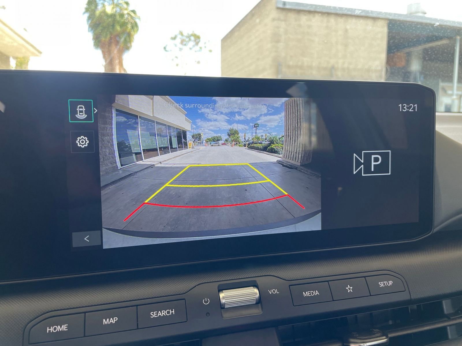 Used 2025 Kia K4 LXS image 23