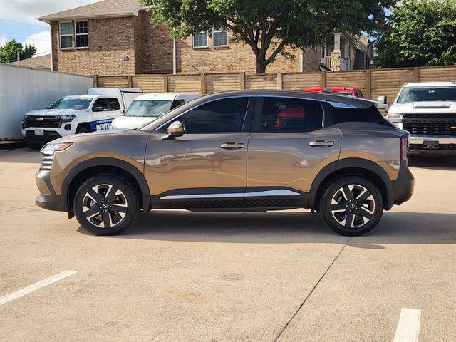 Used 2025 Nissan Kicks SV AWD/4WD image 12