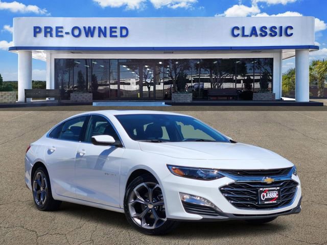 Used 2024 Chevrolet Malibu LT image 1