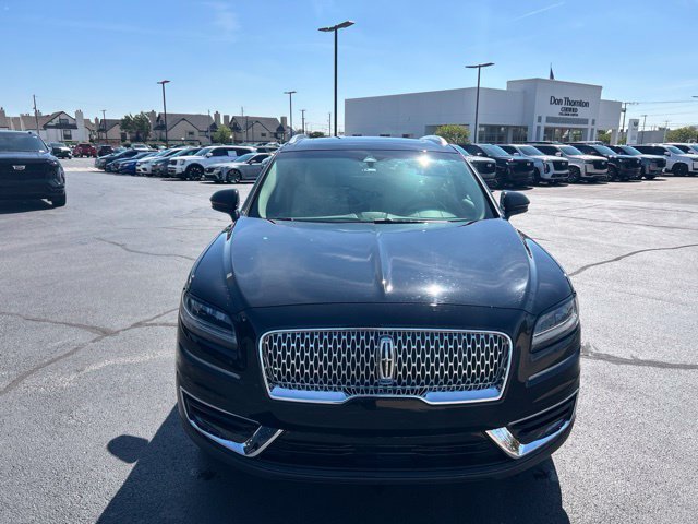Used 2019 Lincoln Nautilus Select FWD image 3