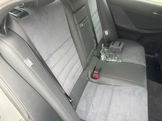 Used 2022 Lexus IS 500 w/ Accessory Package RWD image 18