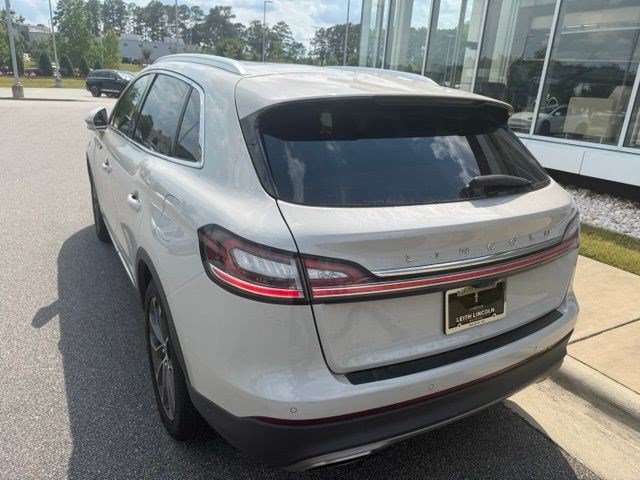 Used 2023 Lincoln Nautilus Reserve w/ Equipment Group 201A FWD image 8