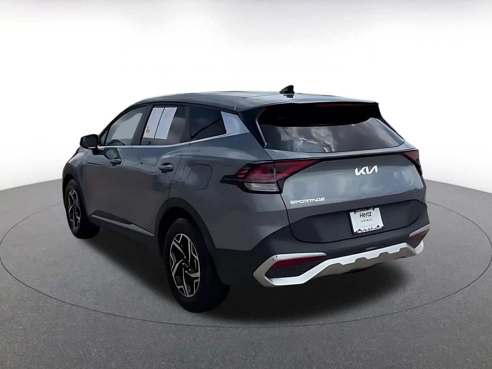 Used 2025 Kia Sportage LX image 11