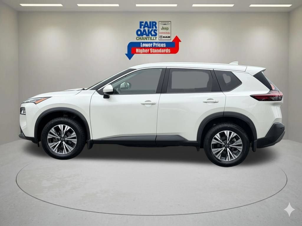 Used 2023 Nissan Rogue SV AWD/4WD image 11