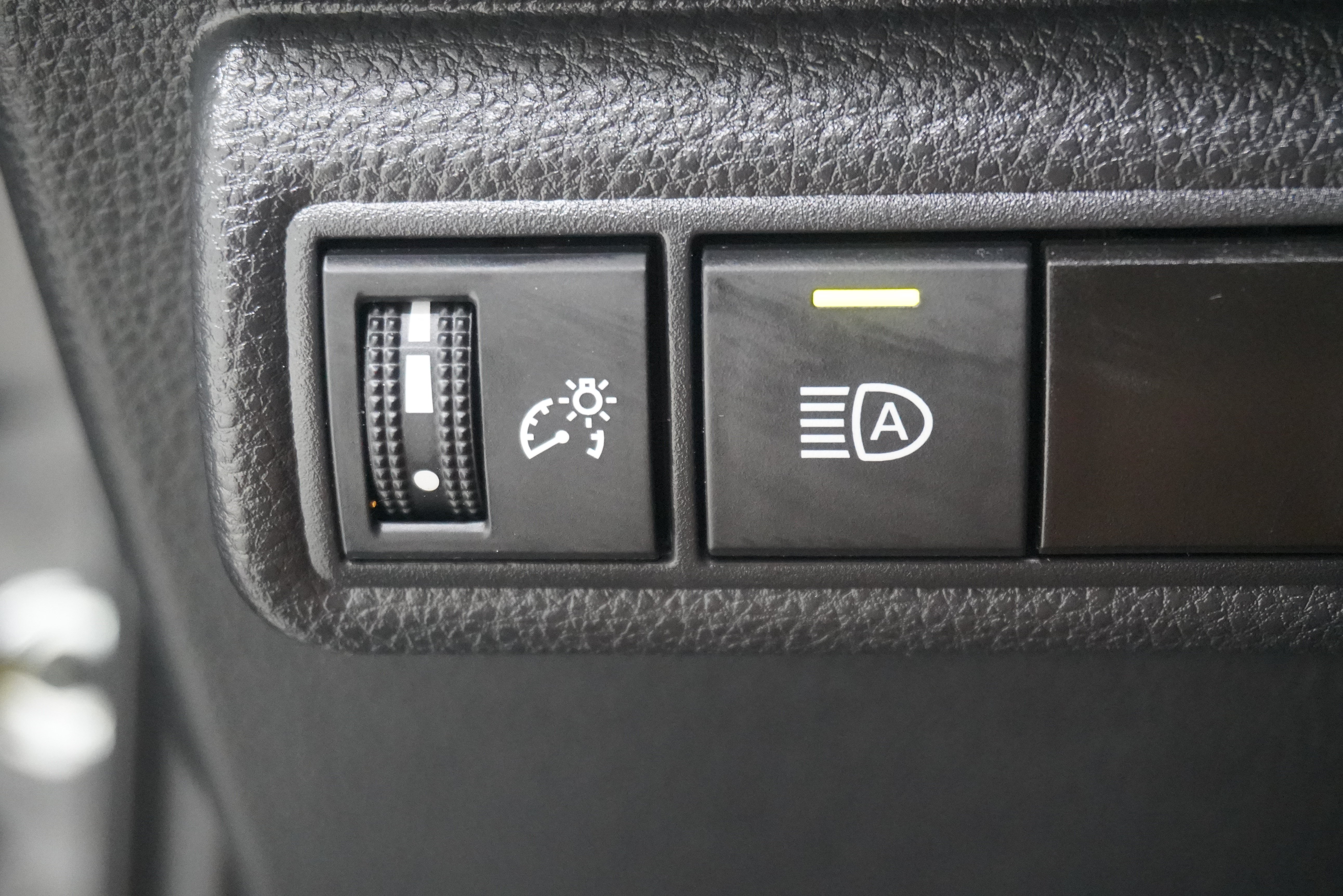 Used 2023 Toyota Corolla SE FWD image 21