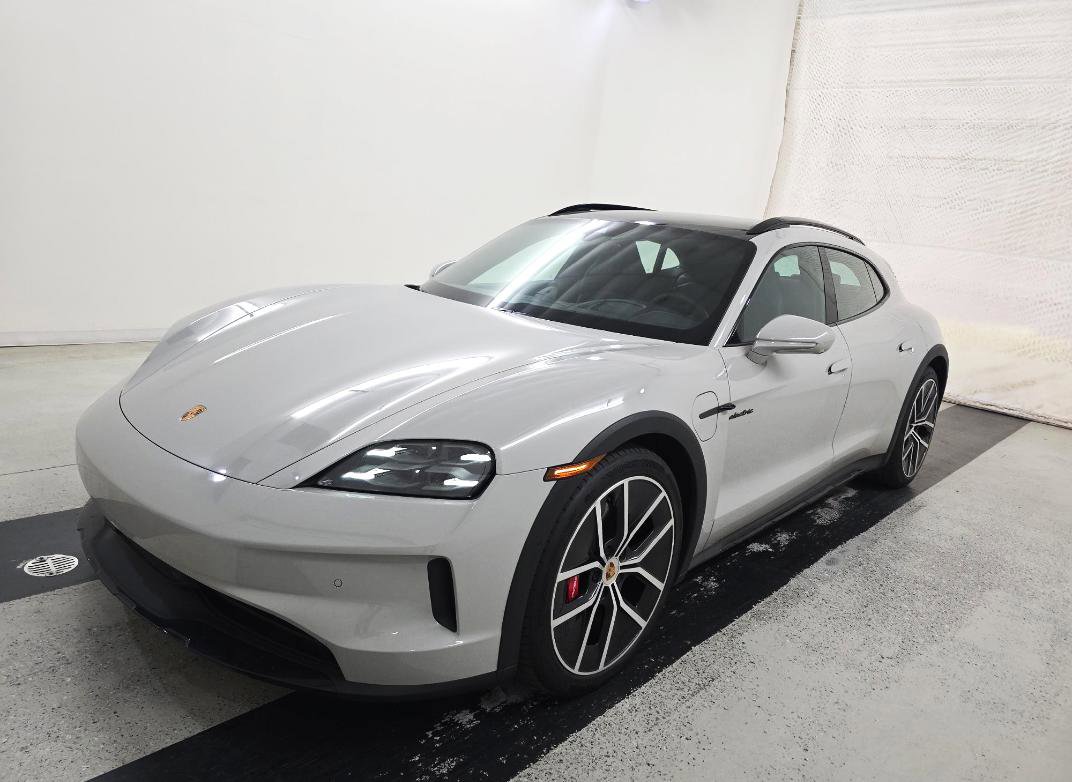 Used 2025 Porsche Taycan 4S w/ Premium Package AWD/4WD image 3