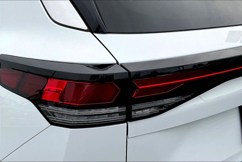 New 2026 Volkswagen Tiguan S image 21