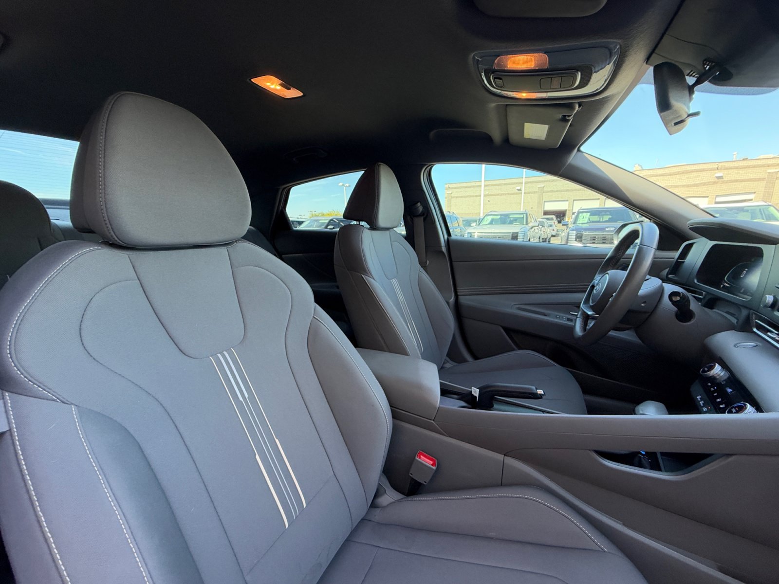Certified 2025 Hyundai Elantra Sport FWD image 19
