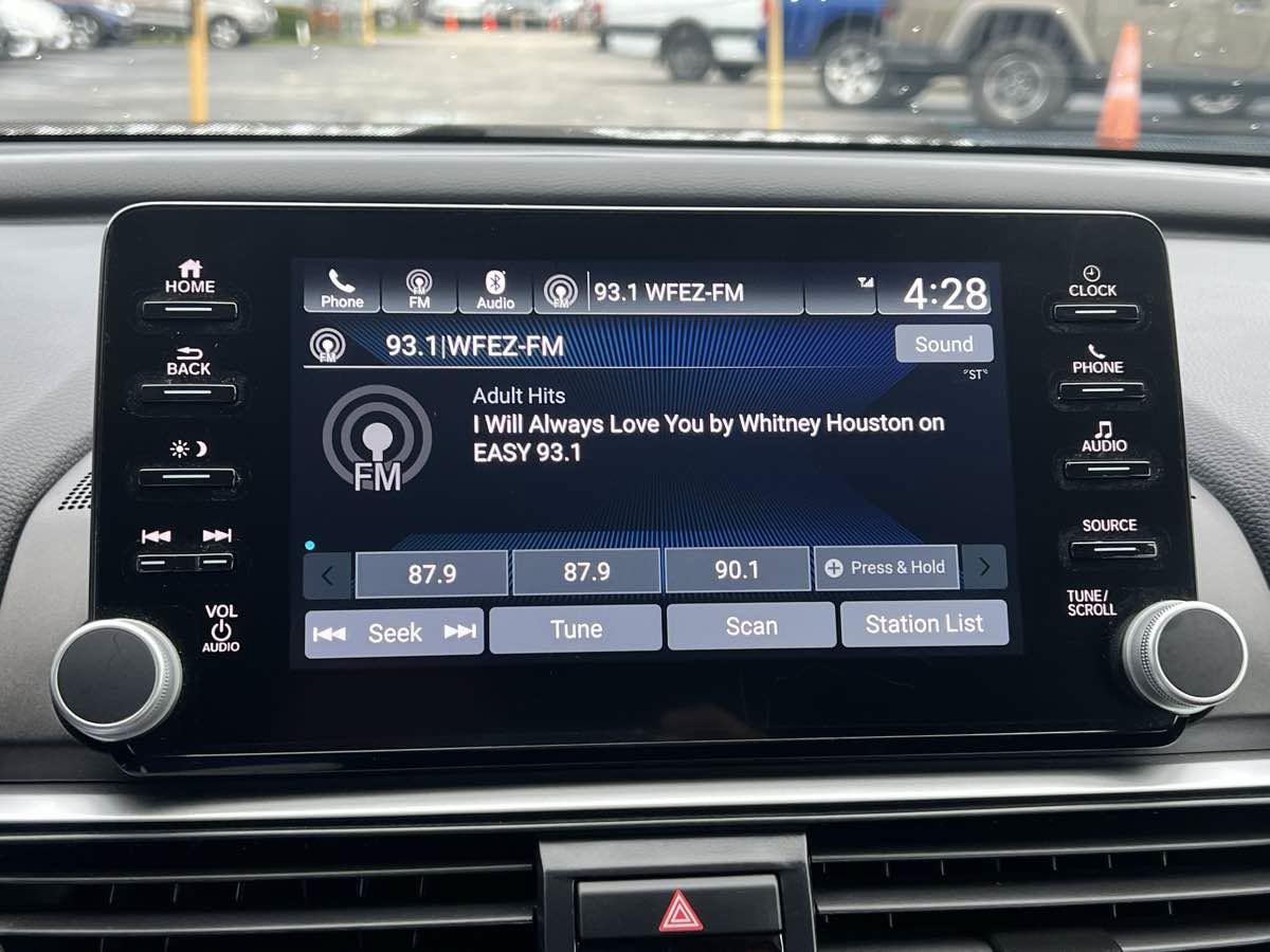 Used 2021 Honda Accord LX image 35
