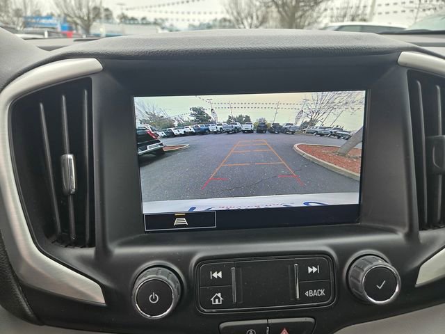 Used 2023 GMC Terrain SLT image 12