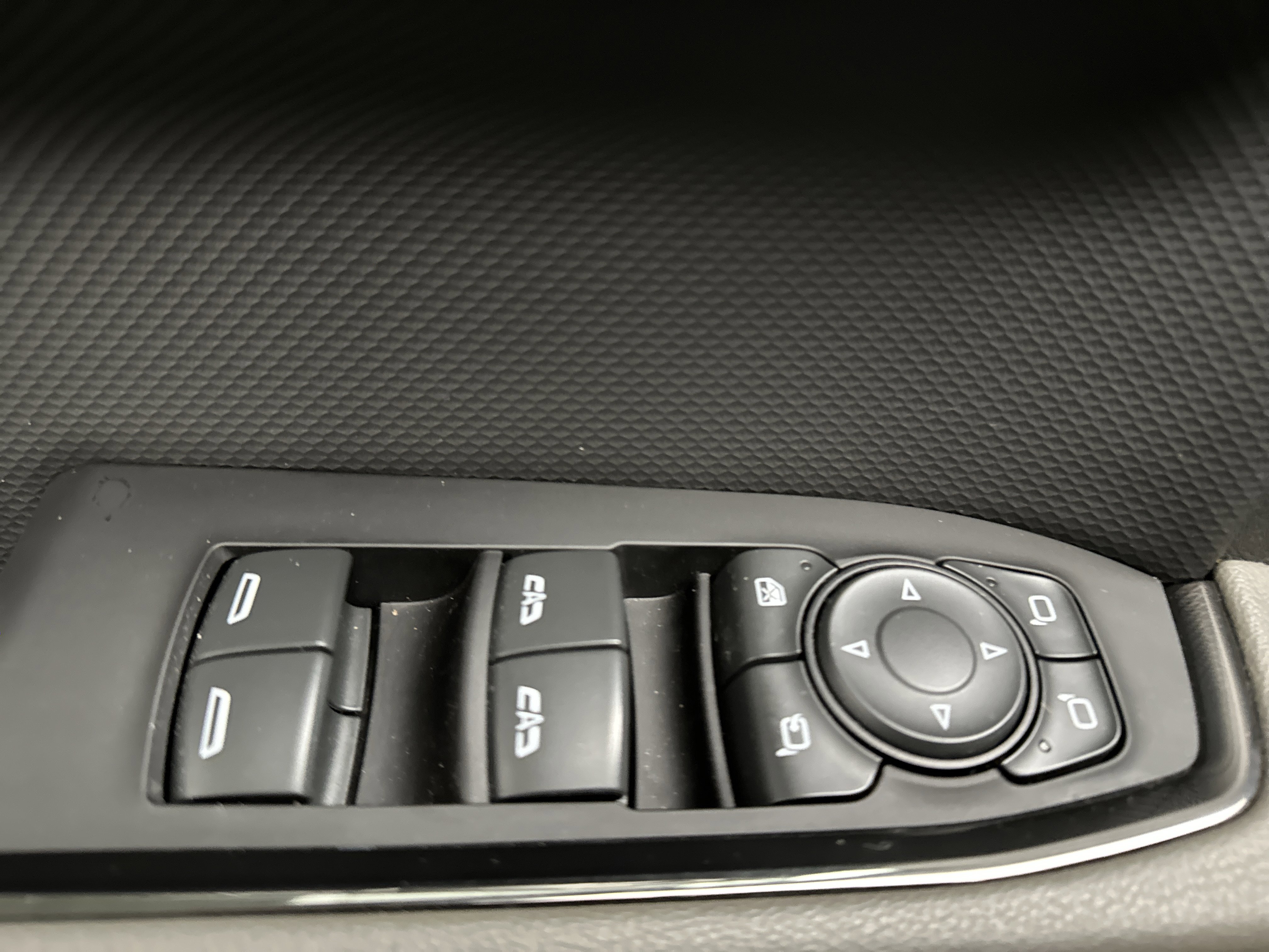 Used 2022 Chevrolet Silverado 1500 ZR2 w/ Technology Package image 22