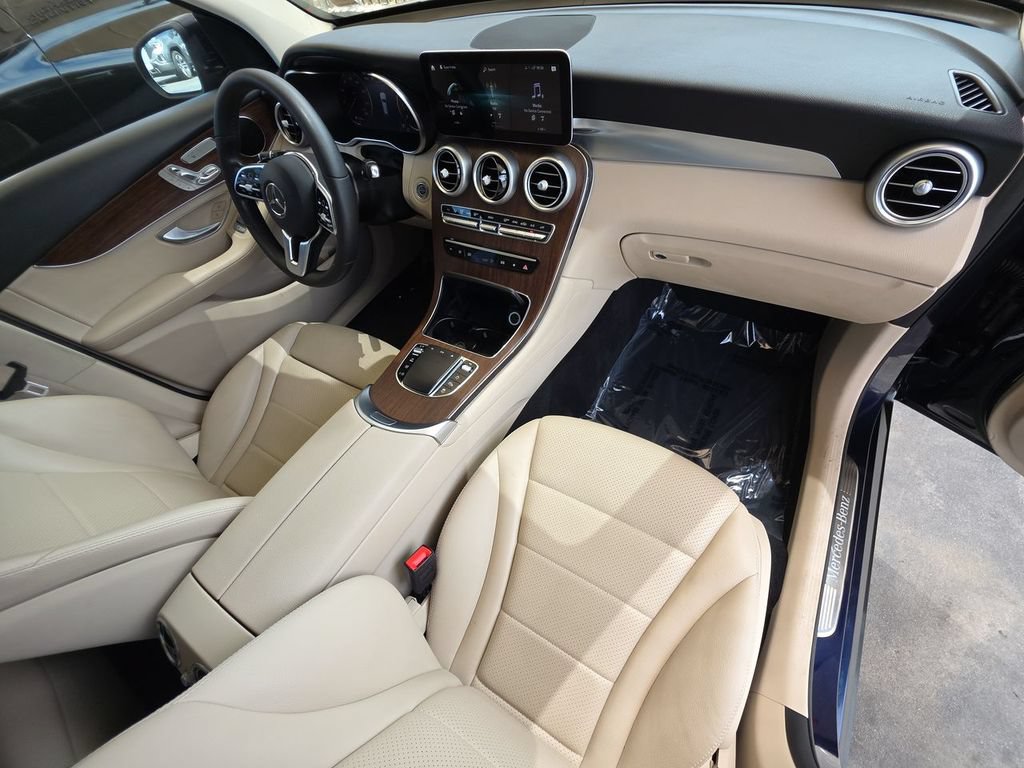 Used 2021 Mercedes-Benz GLC 300 4MATIC image 28
