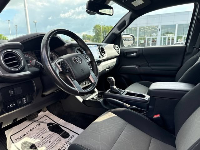 Certified 2022 Toyota Tacoma TRD Sport AWD/4WD image 14