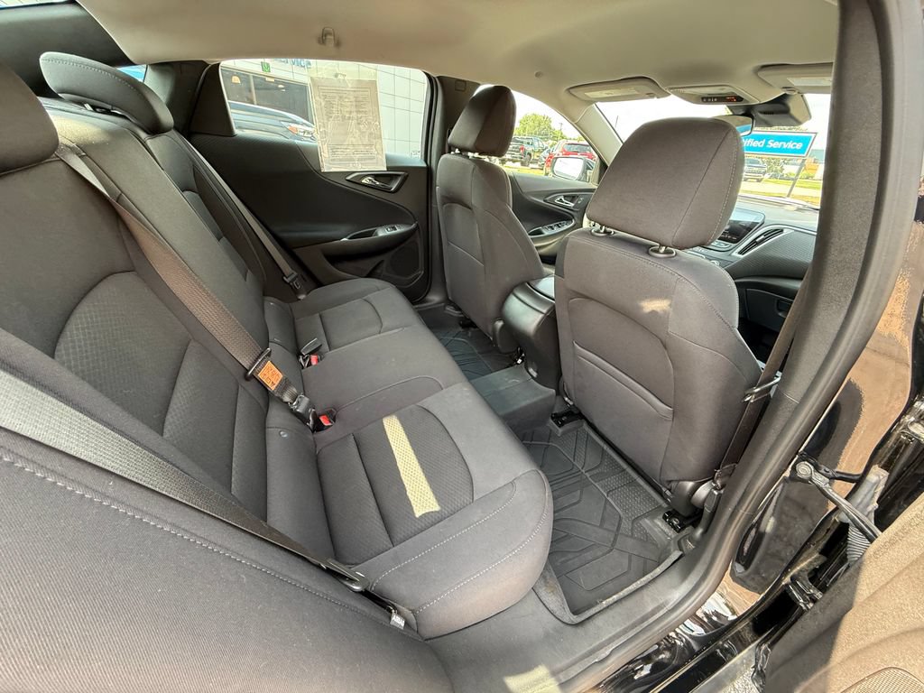 Certified 2024 Chevrolet Malibu RS w/ LPO, Floor Liner Package FWD image 28