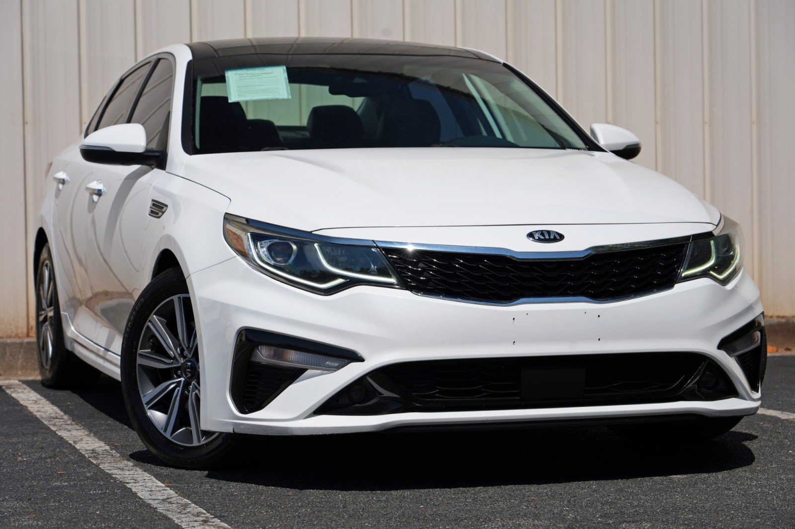 Used 2019 Kia Optima EX w/ EX Premium Package FWD image 2