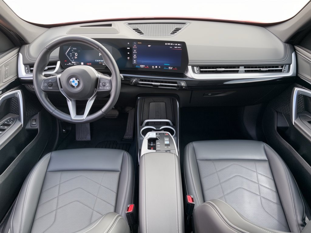 Used 2026 BMW X1 xDrive28i AWD/4WD image 17