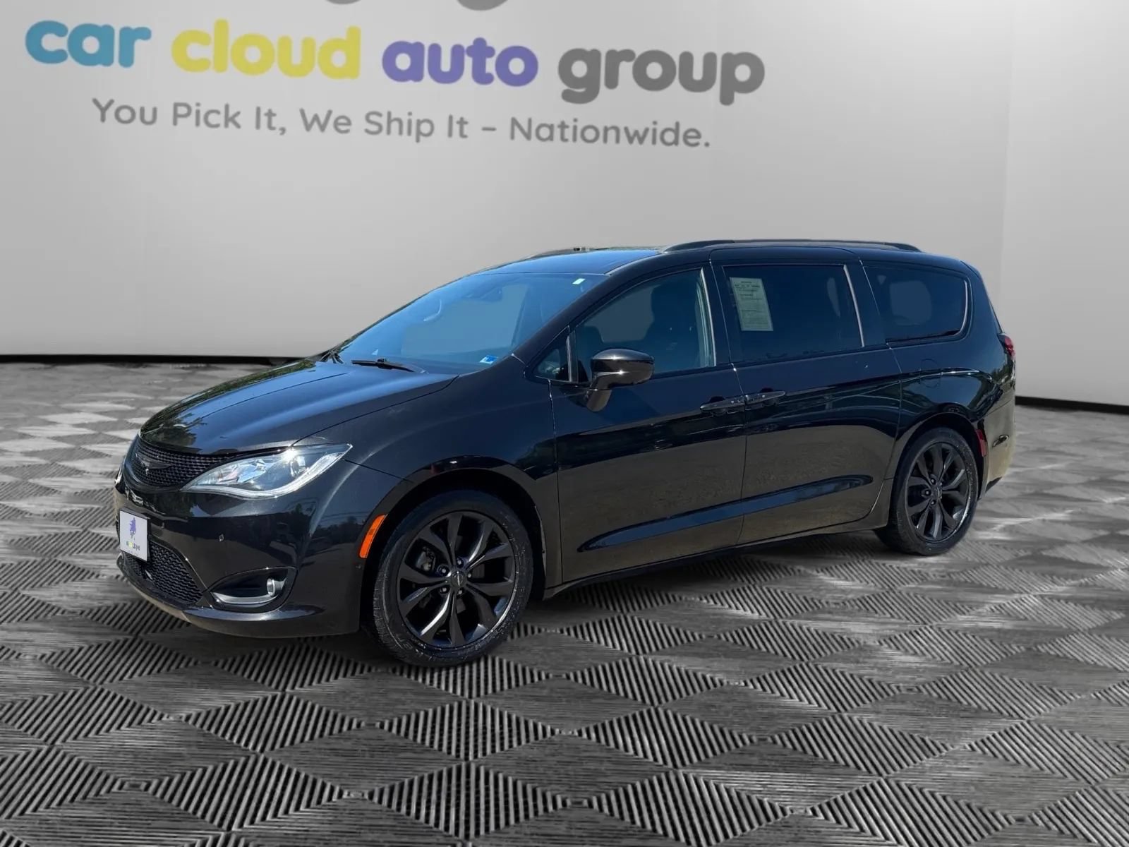 Used 2020 Chrysler Pacifica Touring-L w/ Advanced Safetytec Group