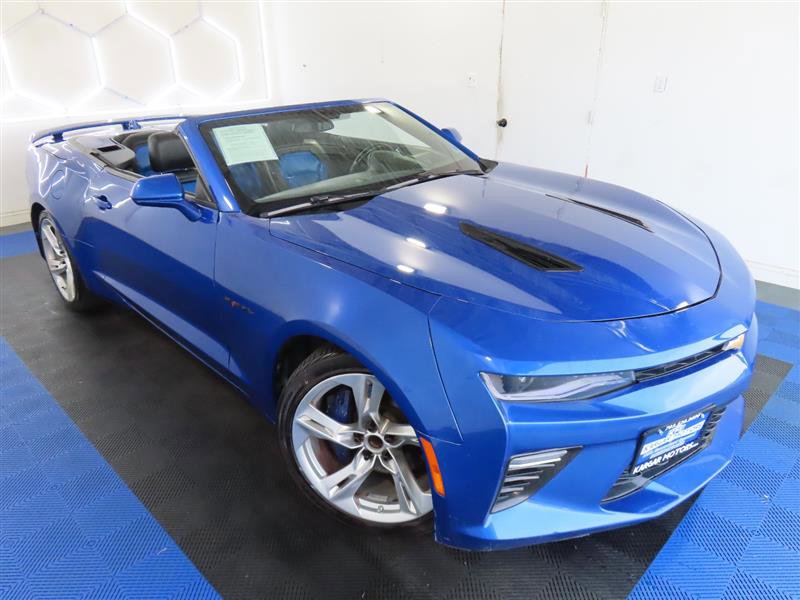 Used 2017 Chevrolet Camaro SS image 8