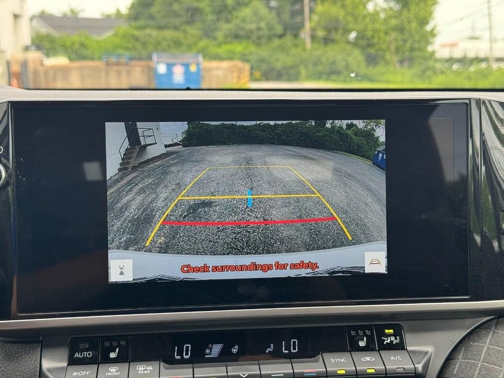 Used 2026 Toyota Camry XLE FWD image 30