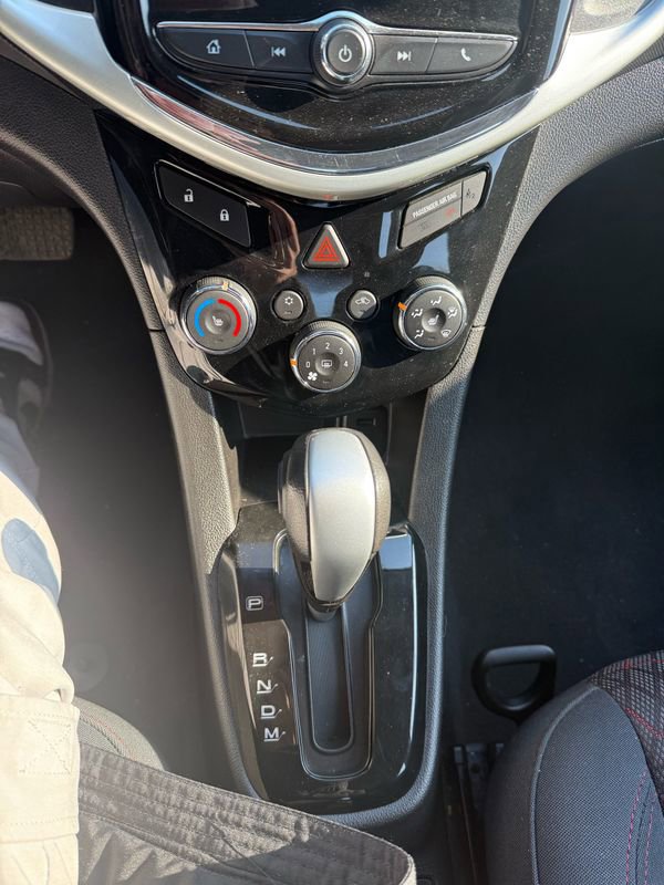 Used 2017 Chevrolet Sonic LT w/ Convenience Package image 24