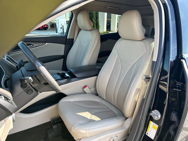 Used 2019 Lincoln Nautilus Select FWD image 15