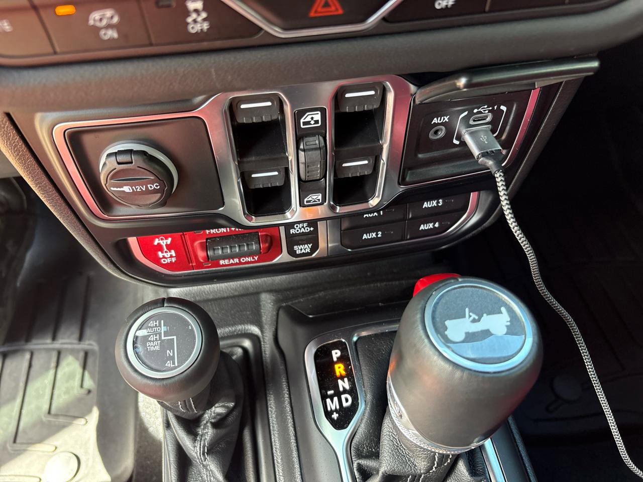 Used 2024 Jeep Wrangler Unlimited Rubicon 392 image 27