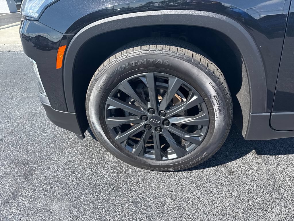 Used 2023 Chevrolet Traverse RS w/ LPO, Floor Liner Package AWD/4WD image 31