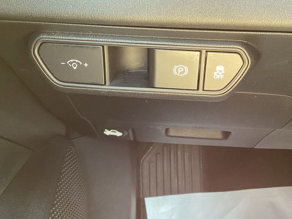 Used 2025 Kia K4 FWD image 19