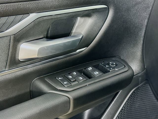 New 2026 RAM 1500 4x4 Crew Cab image 19