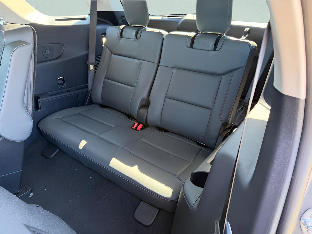 New 2026 Ford Explorer Active w/ Active Comfort Package AWD/4WD image 5