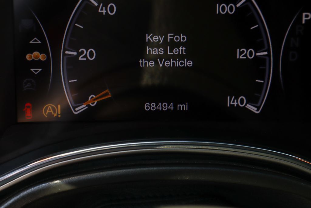 Used 2021 Jeep Grand Cherokee Laredo X RWD image 24