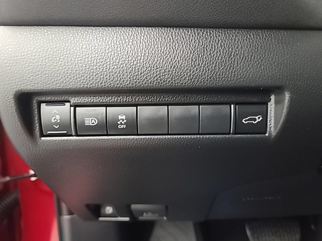 Used 2024 Toyota Venza Nightshade AWD/4WD image 29