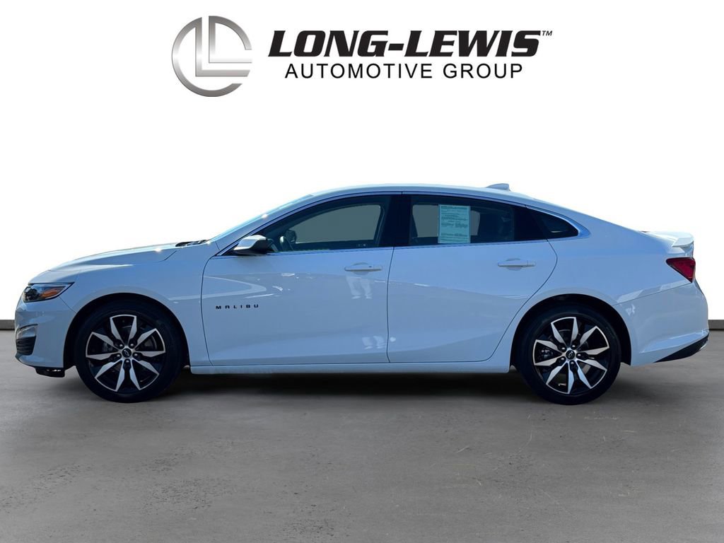 Used 2023 Chevrolet Malibu RS image 2